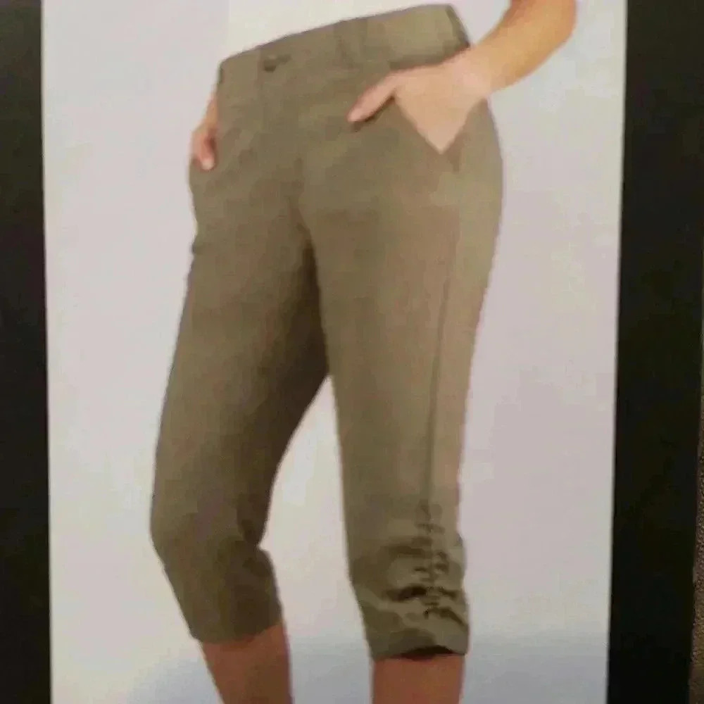 KHOMBU Women's Capri Bermudas Pants Olive Green Size M